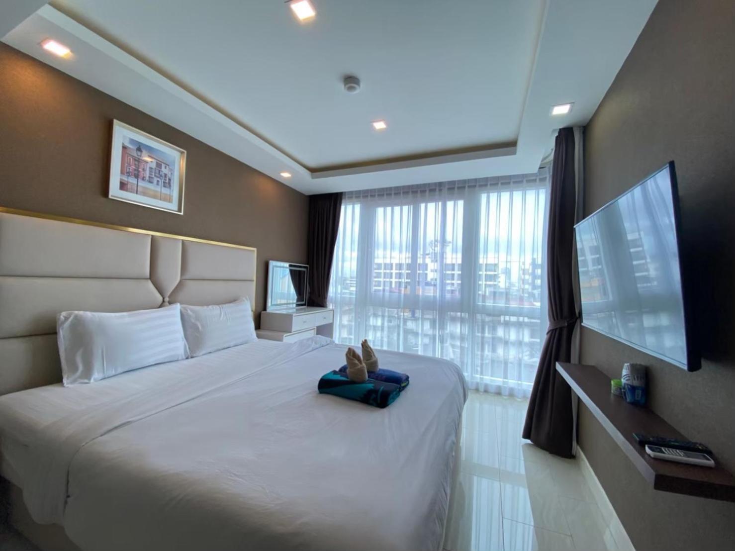 Grand Avenue Suites X Monthstayz Thailand Pattaya Buitenkant foto