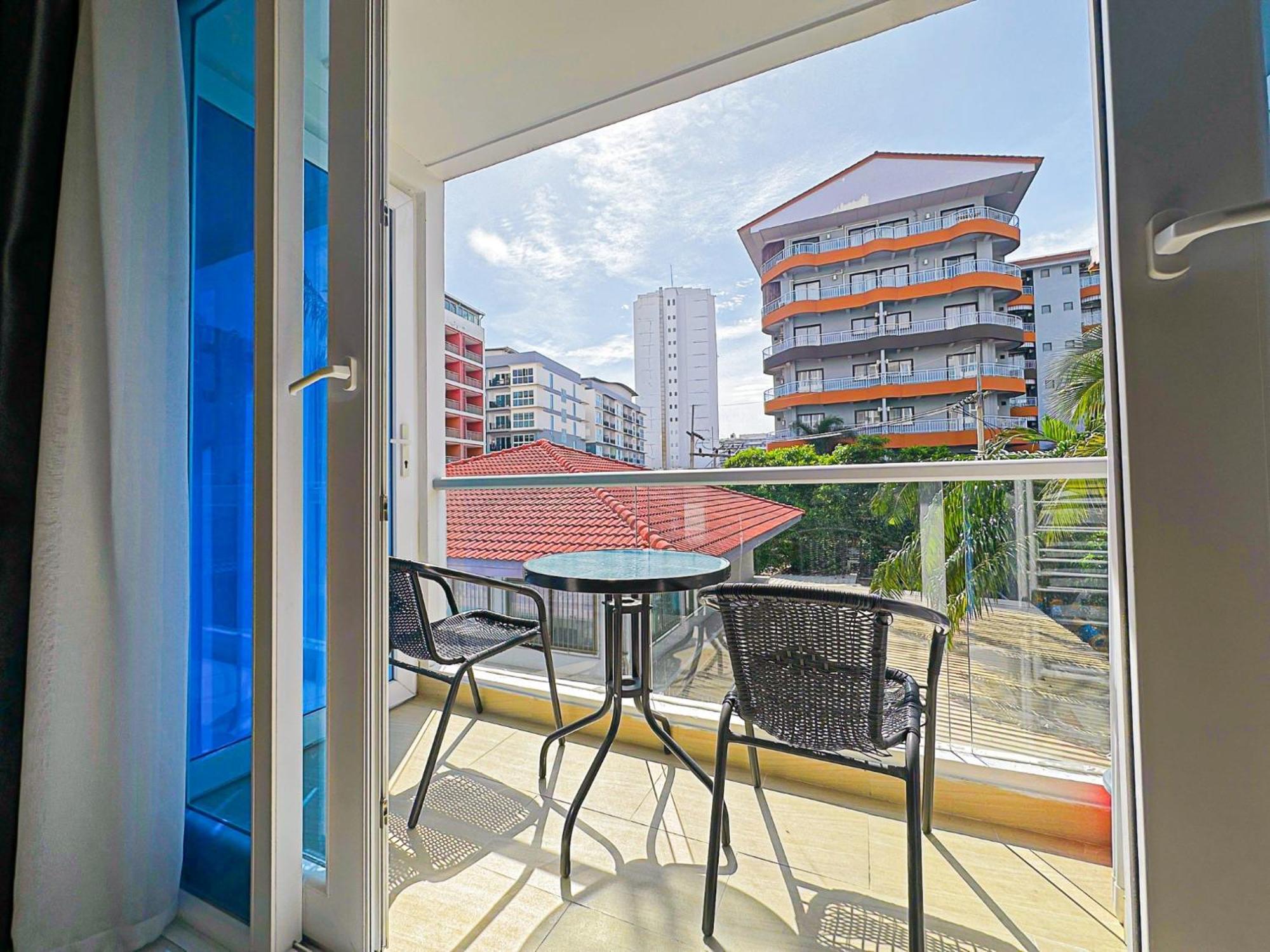 Grand Avenue Suites X Monthstayz Thailand Pattaya Buitenkant foto