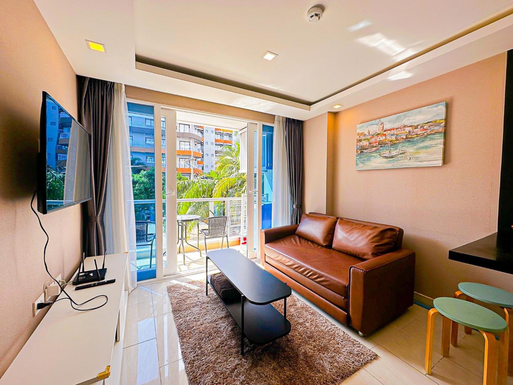 Grand Avenue Suites X Monthstayz Thailand Pattaya Buitenkant foto